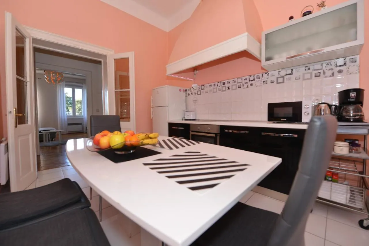 Apartman Nikki Kolovare Beach Zadar Apartment